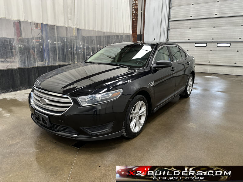 2016 Ford Taurus SE